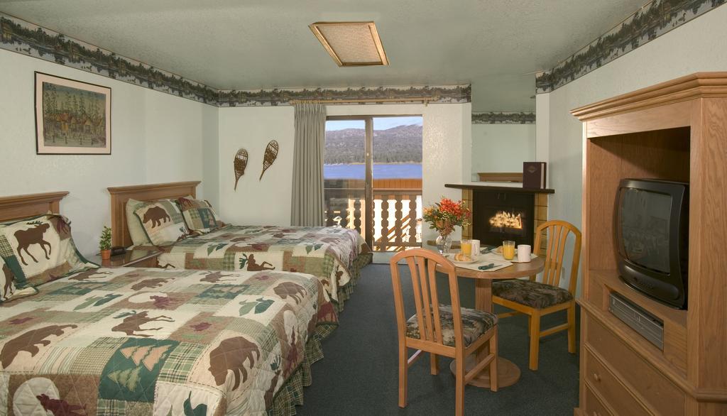 Big Bear Lakefront Lodge Pokoj fotografie